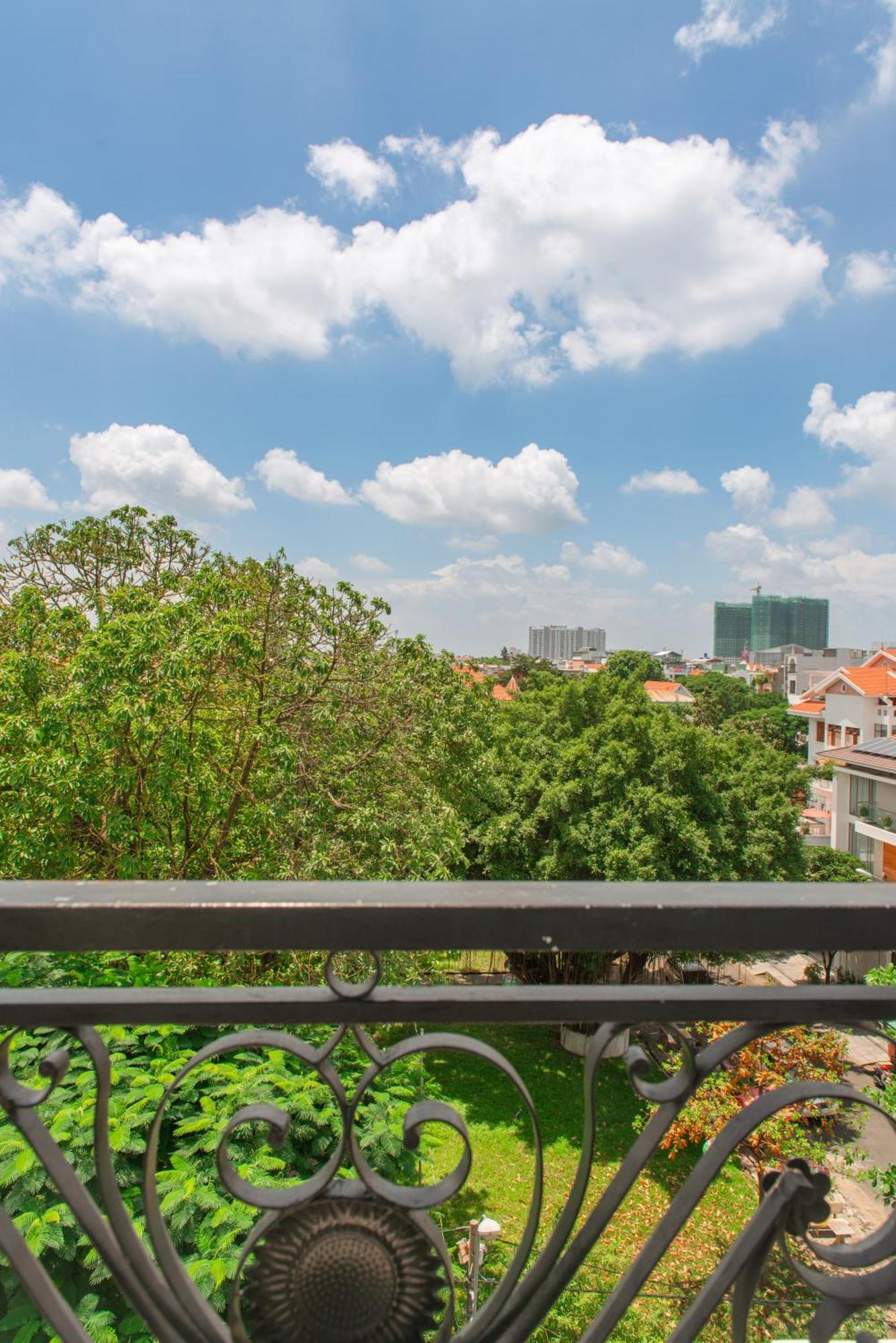 Anh Dao Hotel Хошимин Экстерьер фото